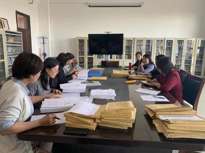 外國語學院開展期中教學檔案檢查及教師座談會，提升教學質量，強化招生輔助服務